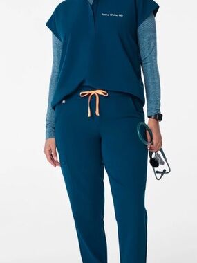 Deep Reef Alexandria High Waisted & Rafeala Scrub top set